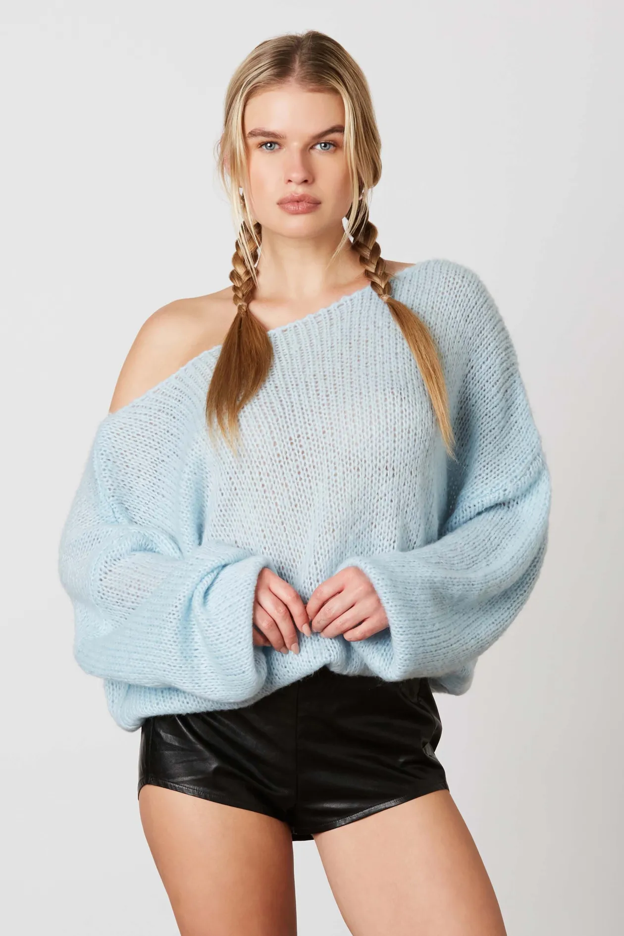 Ratoza Sweater