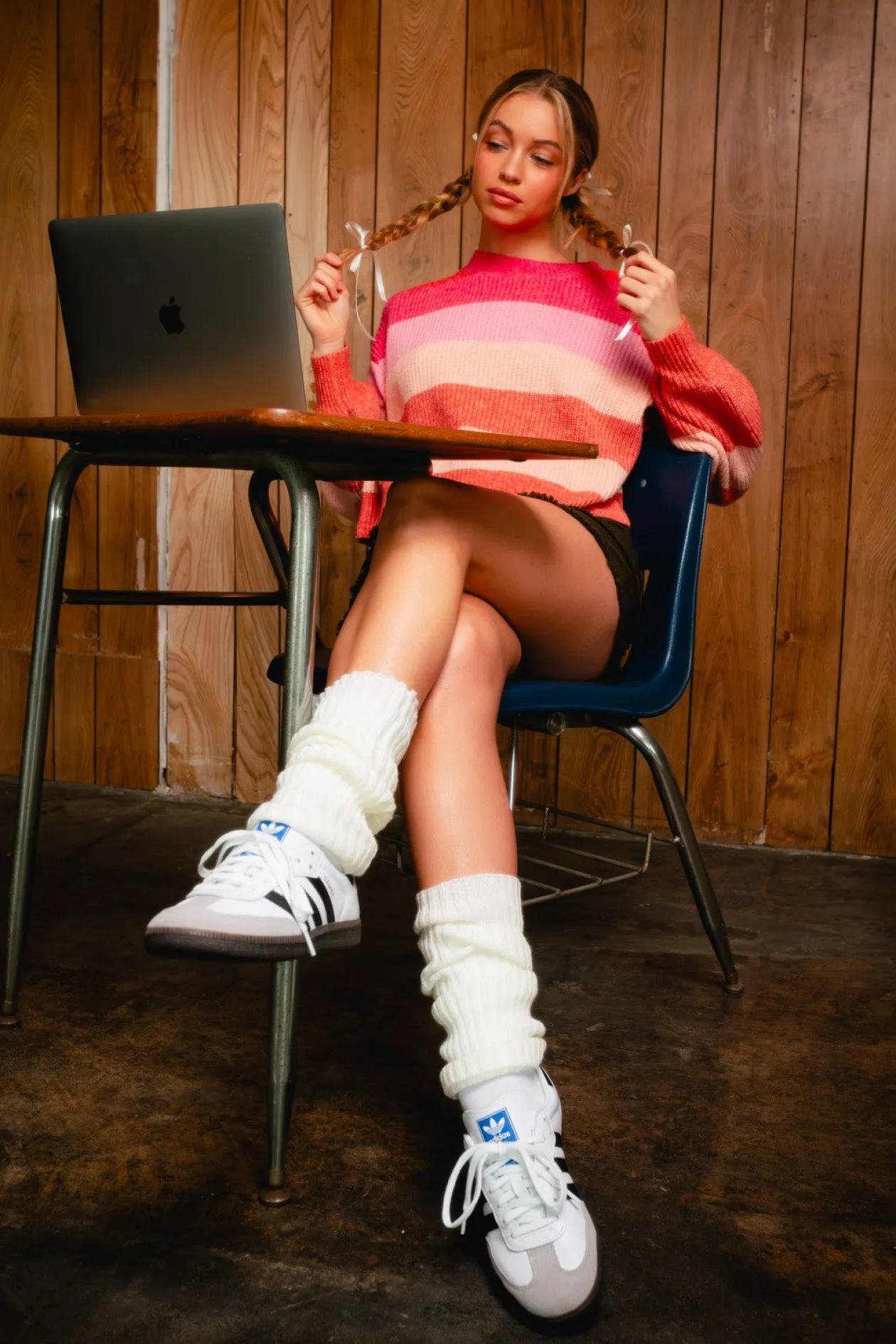 Round Neck Stripe Sweater